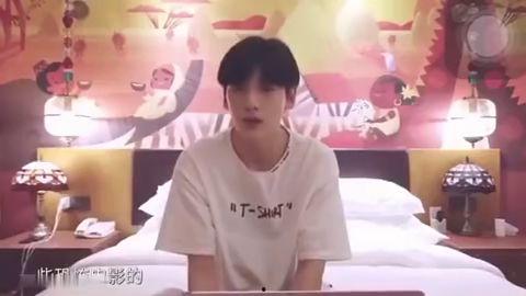 王琴吃瓜视频在线观看免费,免费在线观看，揭秘娱乐圈幕后故事  第2张